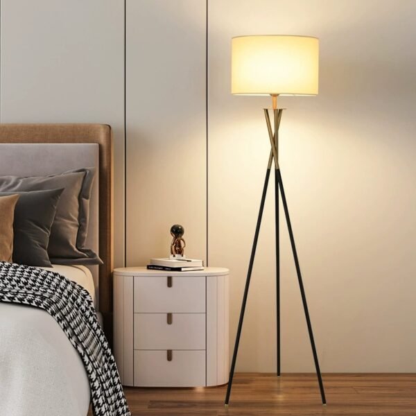 The Windsor Floor Lamp - Image 3